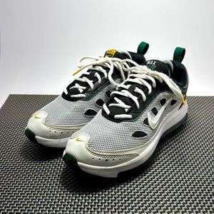 Nike Max Air 22’ Sneakers Women 7.5